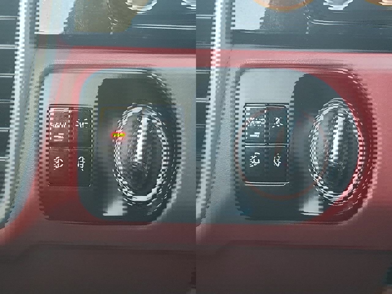 Used 2019 Porsche Cayenne image 27