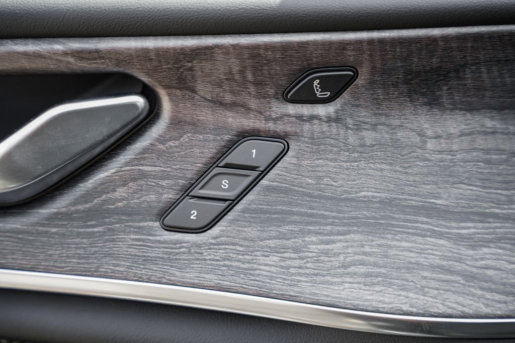 New 2025 Jeep Grand Cherokee Overland w/ Adv Protech Group III image 39