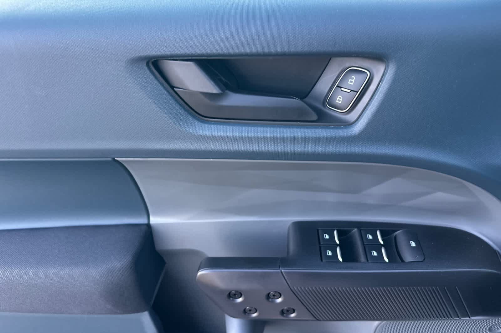 New 2026 Ford Maverick XL AWD/4WD image 9