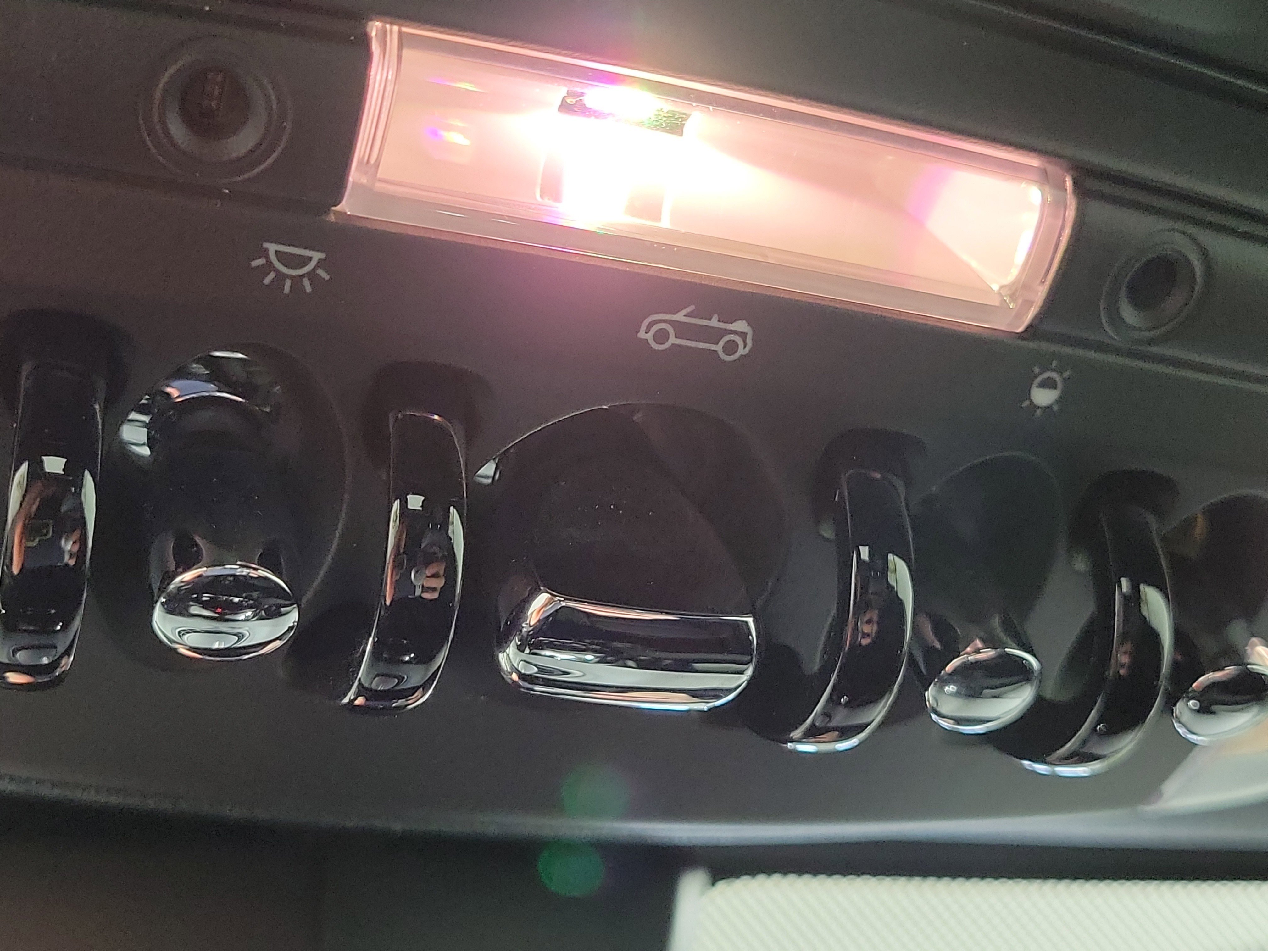 Used 2023 MINI Cooper S w/ Signature Upholstery Package image 20