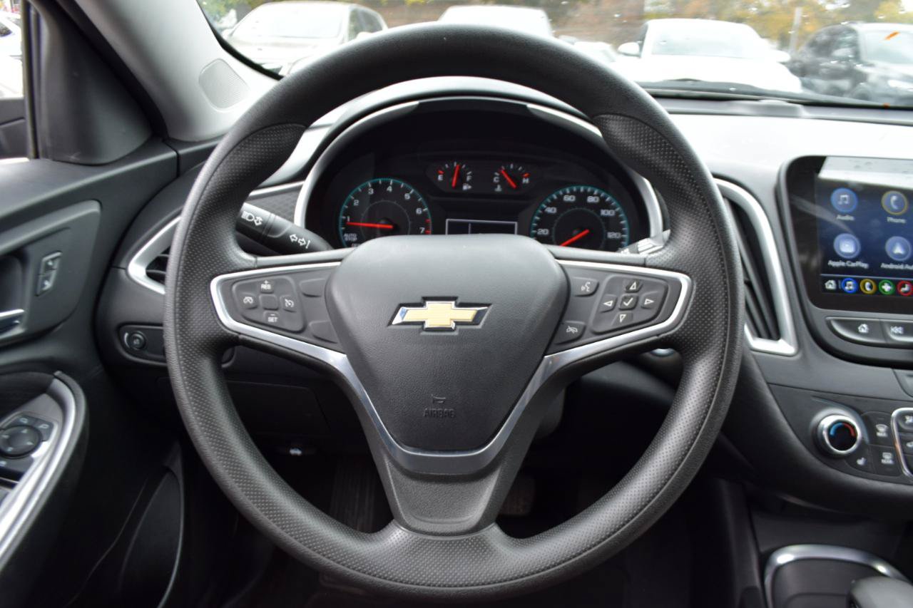 Used 2022 Chevrolet Malibu LT FWD image 14