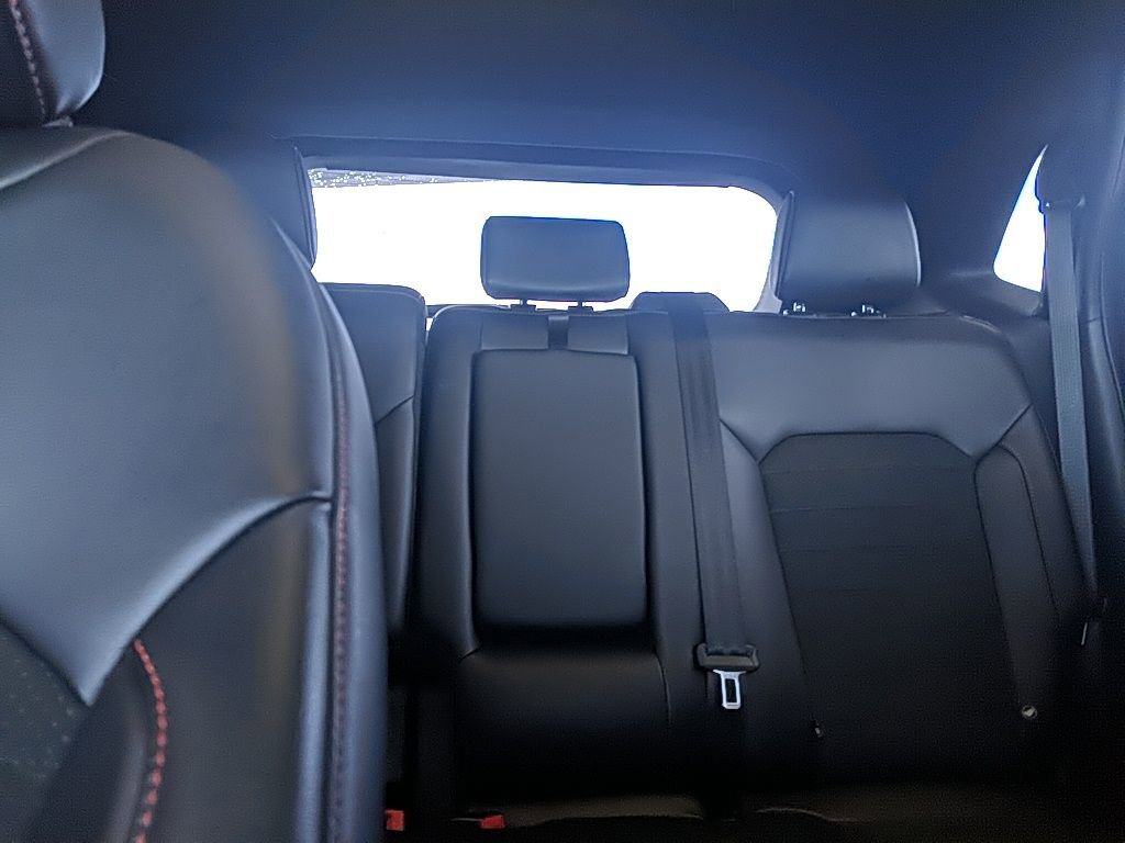 Used 2022 Ford Edge ST-Line AWD/4WD image 30