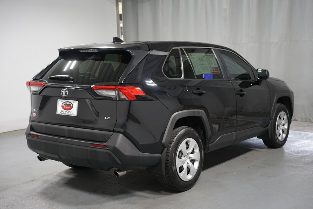 Certified 2024 Toyota RAV4 LE FWD image 8