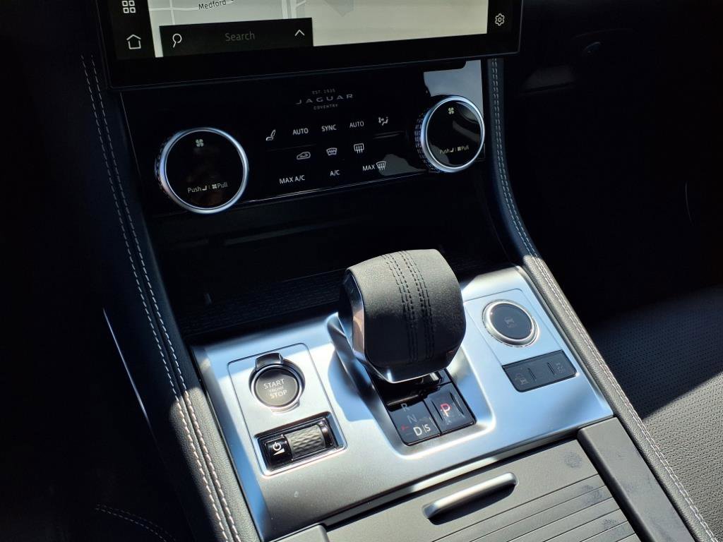 New 2026 Jaguar F-PACE R-Dynamic S image 13