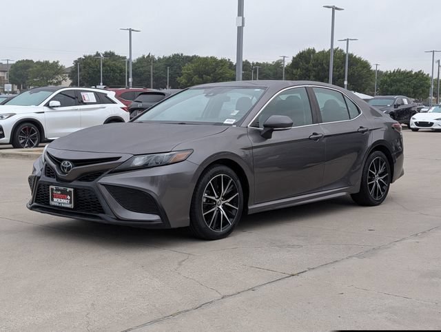 Used 2023 Toyota Camry SE FWD image 10