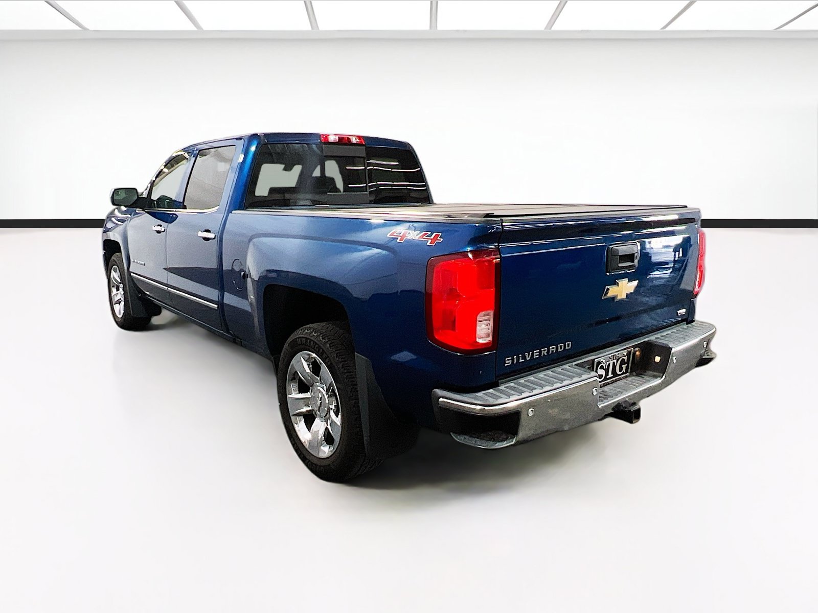 Used 2017 Chevrolet Silverado 1500 LTZ w/ Sport Package AWD/4WD image 6