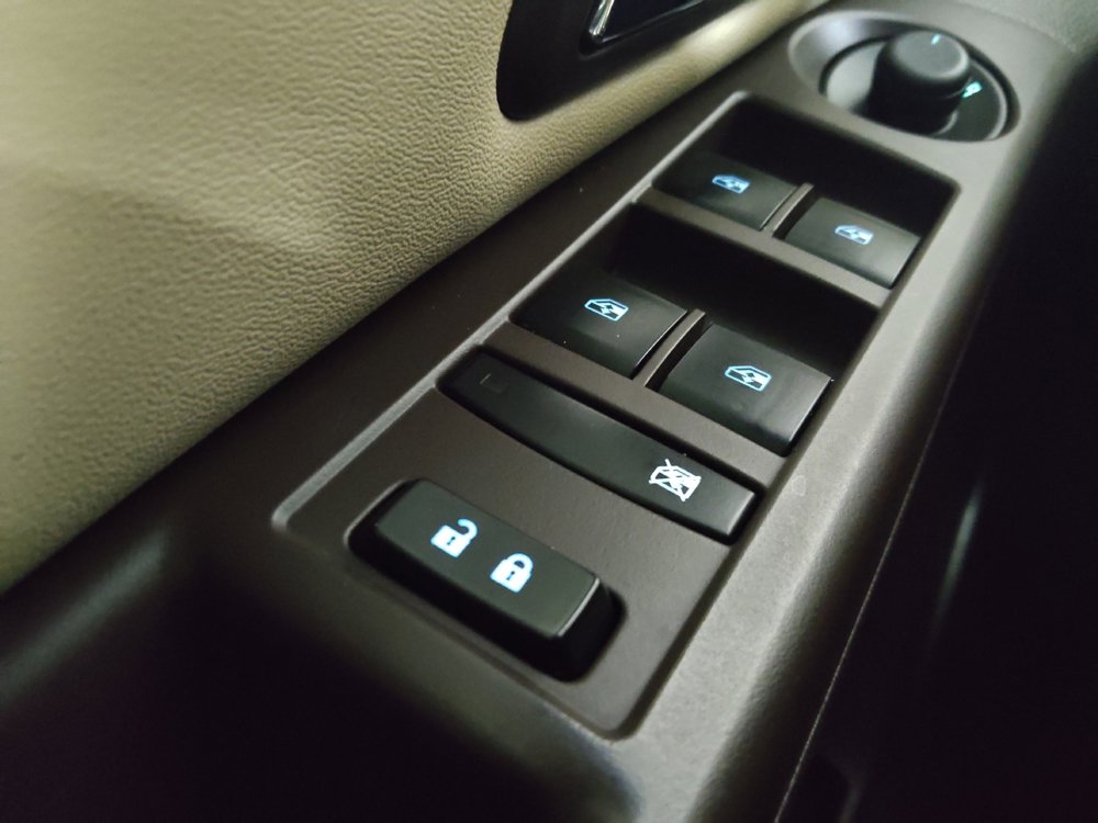 Used 2015 Chevrolet Cruze LTZ w/ Sun, Sound and Sport Package image 27