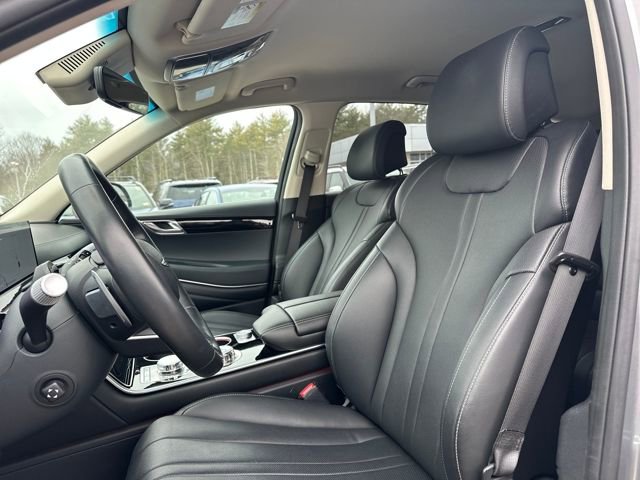 Used 2025 Genesis GV80 2.5T Standard image 14