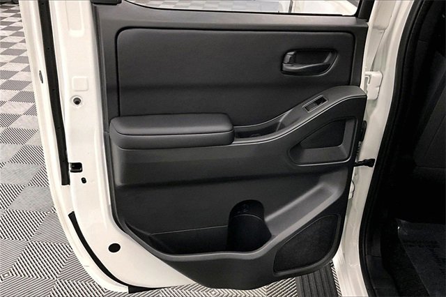 New 2026 Nissan Frontier SV image 31