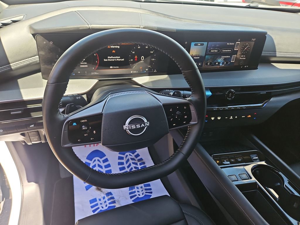 Used 2025 Nissan Murano SV AWD/4WD image 13