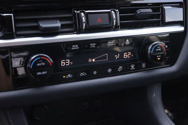 Used 2025 Nissan Pathfinder SL w/ SL Premium Package image 20