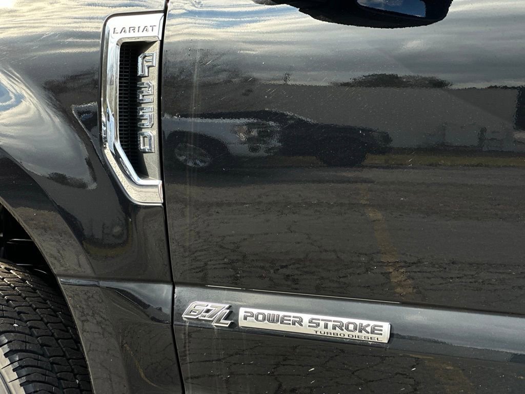 Certified 2019 Ford F250 Lariat w/ Lariat Ultimate Package image 24