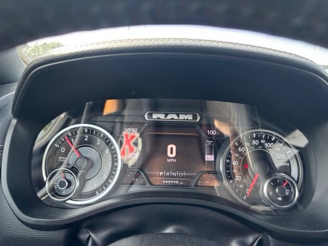 Used 2022 RAM 1500 Laramie AWD/4WD image 9