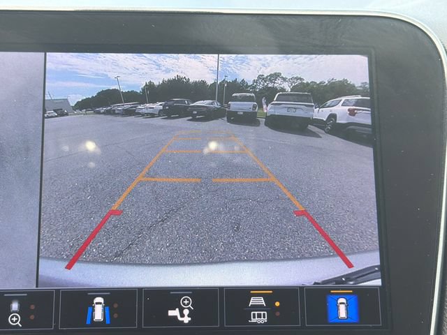 Used 2023 Chevrolet Equinox Premier AWD/4WD image 29