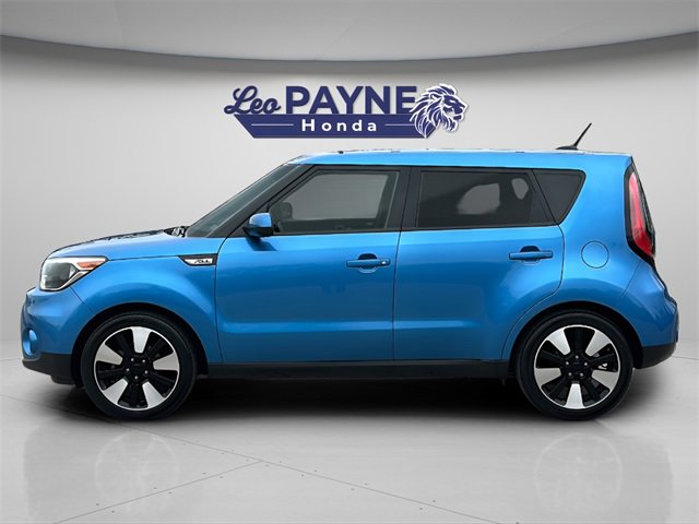 Used 2018 Kia Soul + image 3