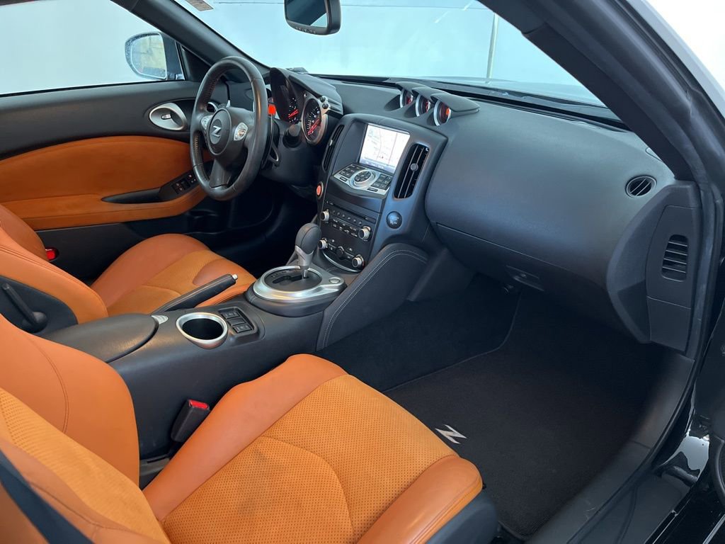 Used 2016 Nissan 370Z Touring w/ Aerodynamics Package RWD image 20