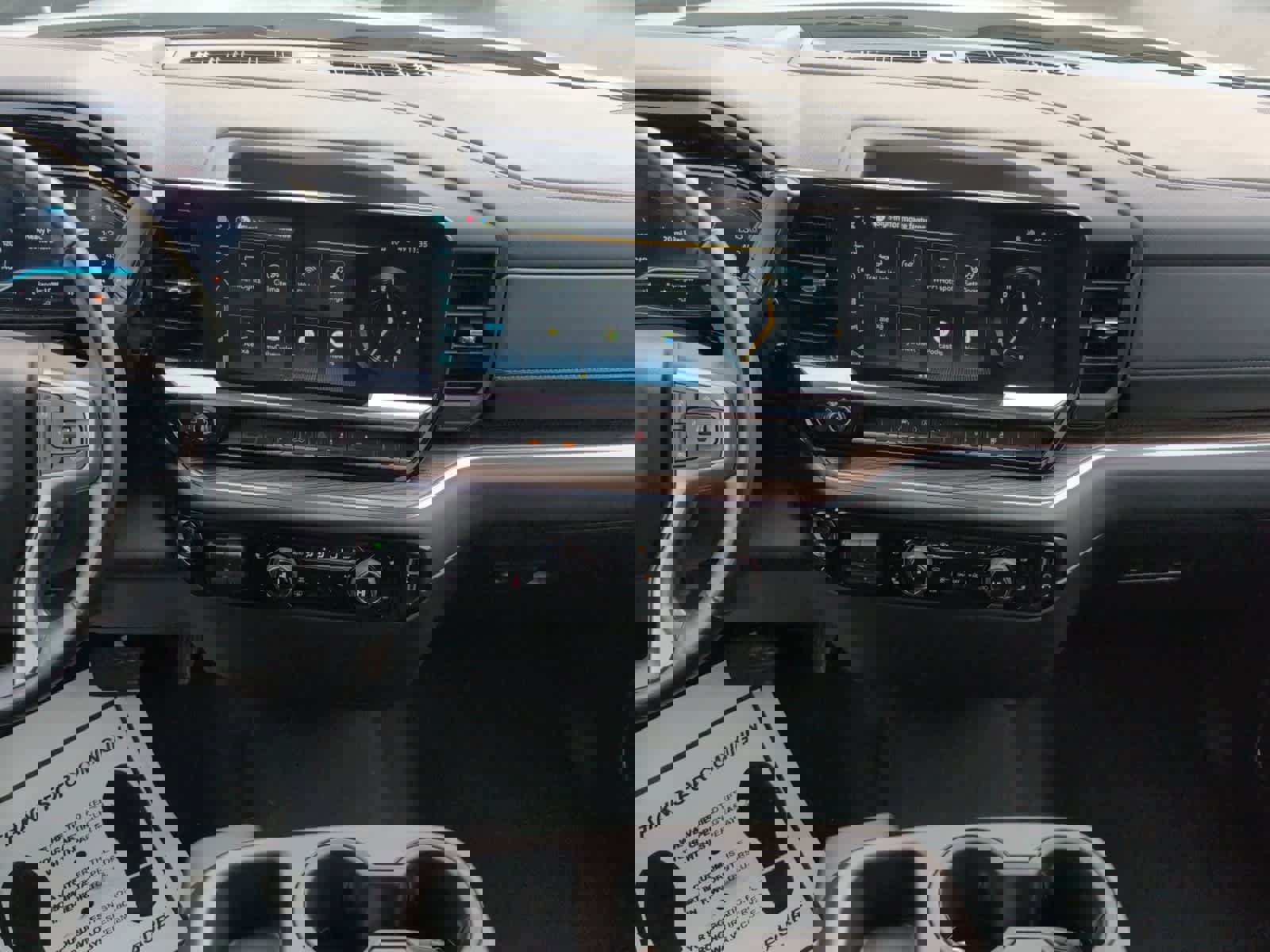 Used 2025 Chevrolet Silverado 1500 LT image 16