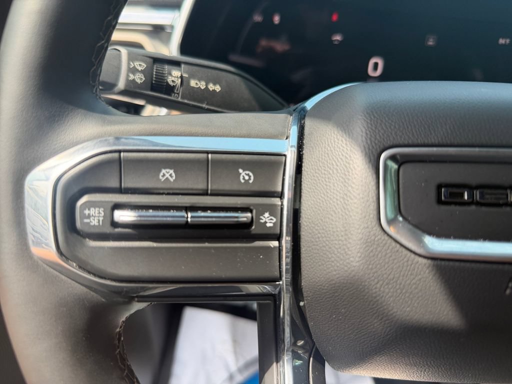 Used 2023 GMC Canyon Denali AWD/4WD image 31