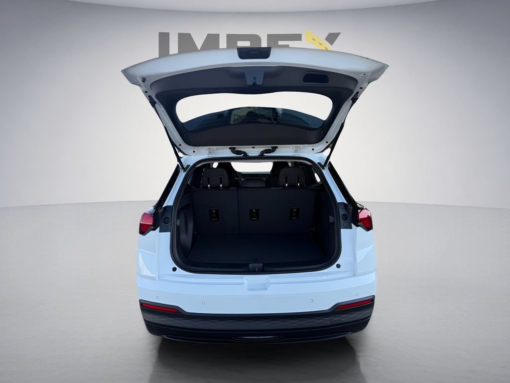 New 2027 Chevrolet Bolt LT FWD image 28