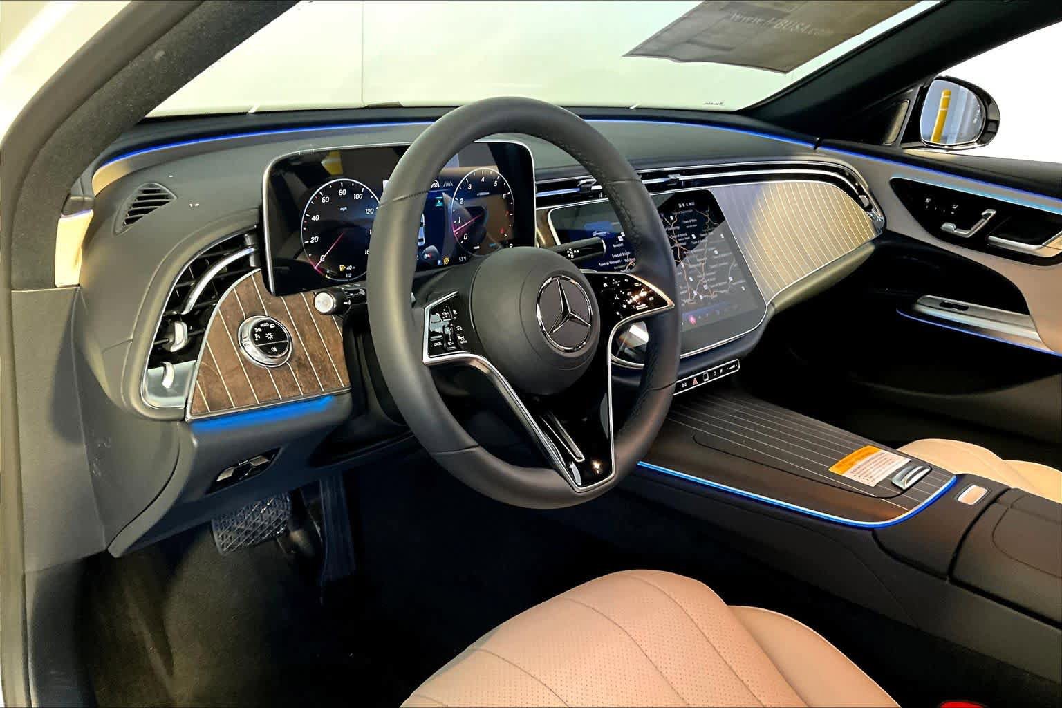 New 2026 Mercedes-Benz E 350 4MATIC Sedan image 9