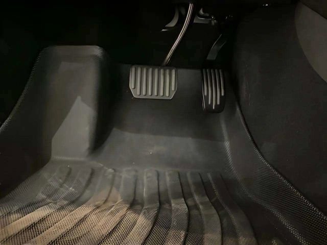 Used 2021 Tesla Model 3 Standard Range Plus RWD image 39