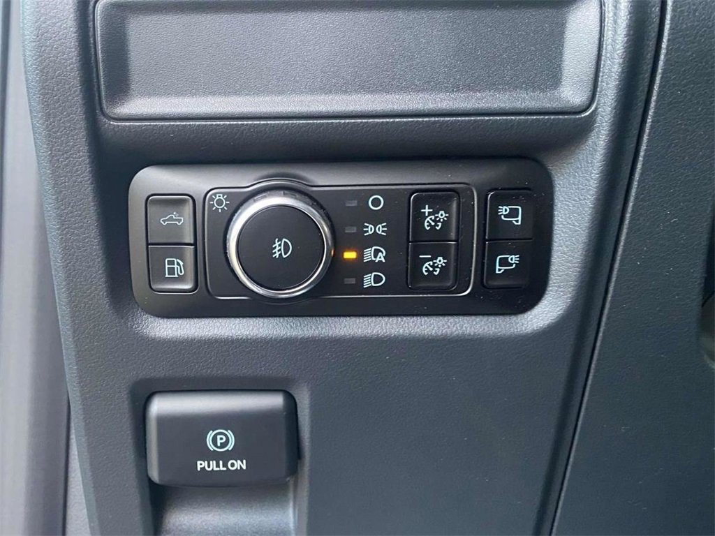 New 2025 Ford F150 XLT w/ Equipment Group 302A MID image 31