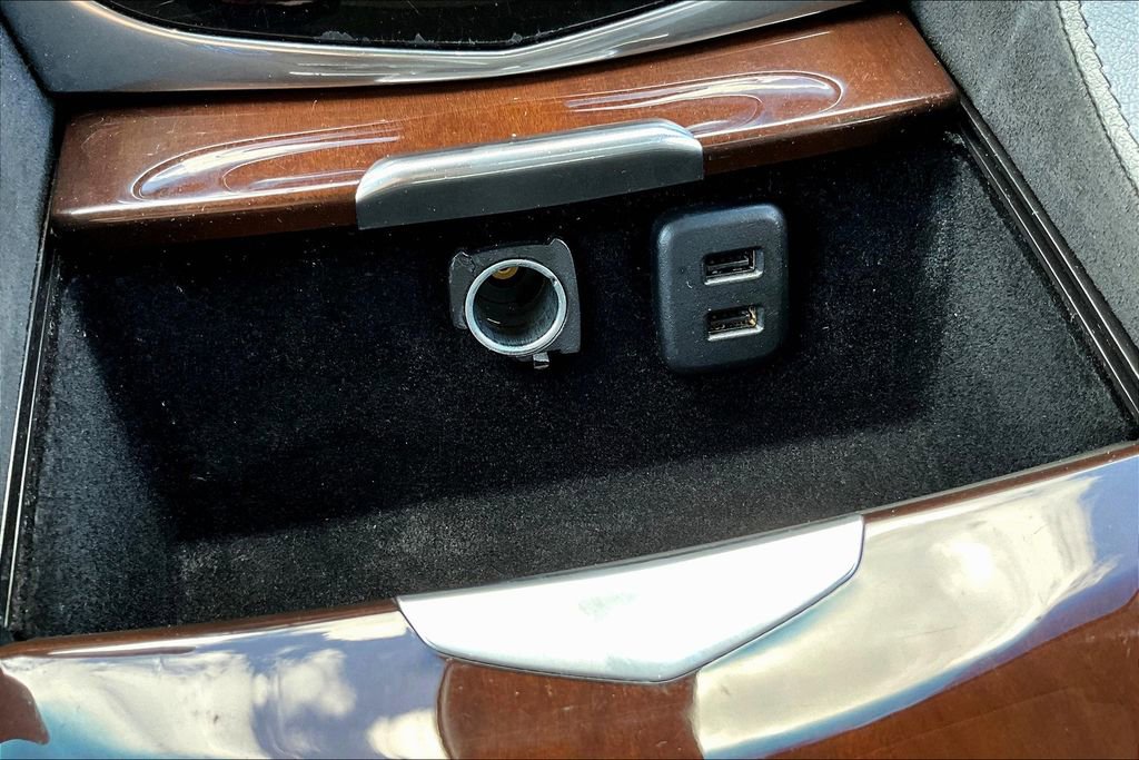 Used 2019 Cadillac Escalade ESV Luxury image 33