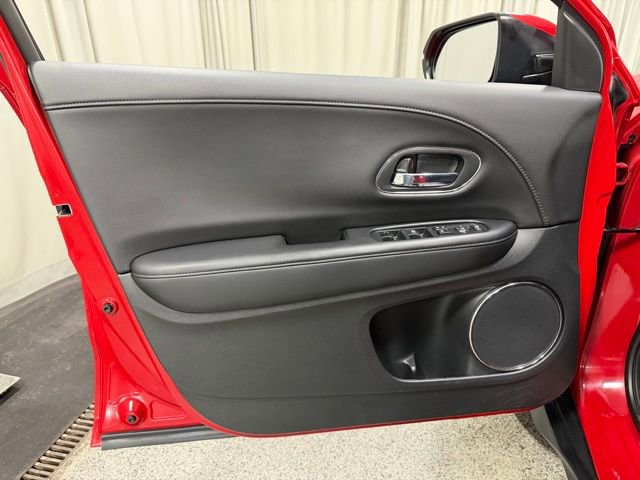 Used 2016 Honda HR-V EX-L image 18