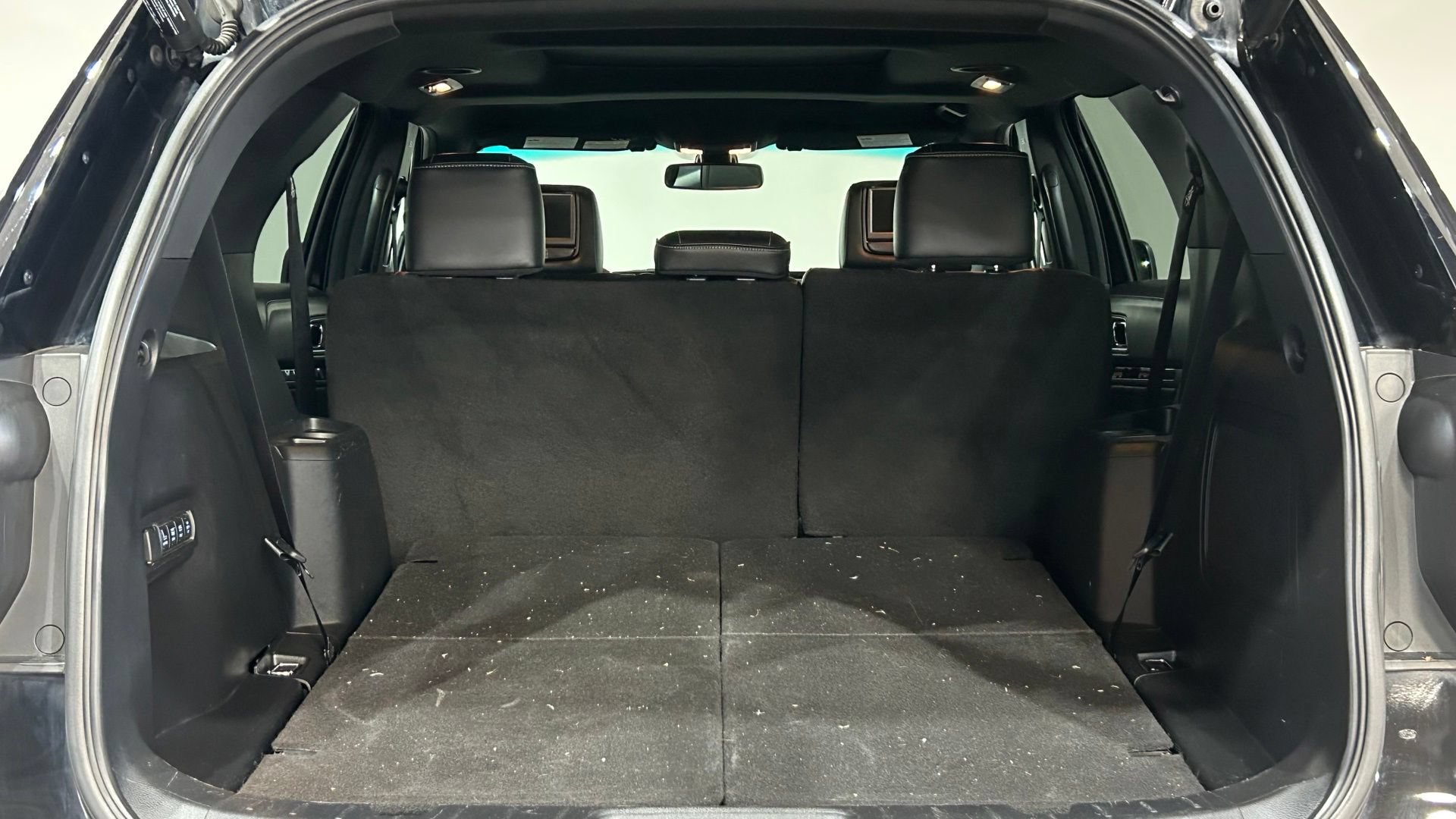 Used 2017 Ford Explorer Platinum AWD/4WD image 42