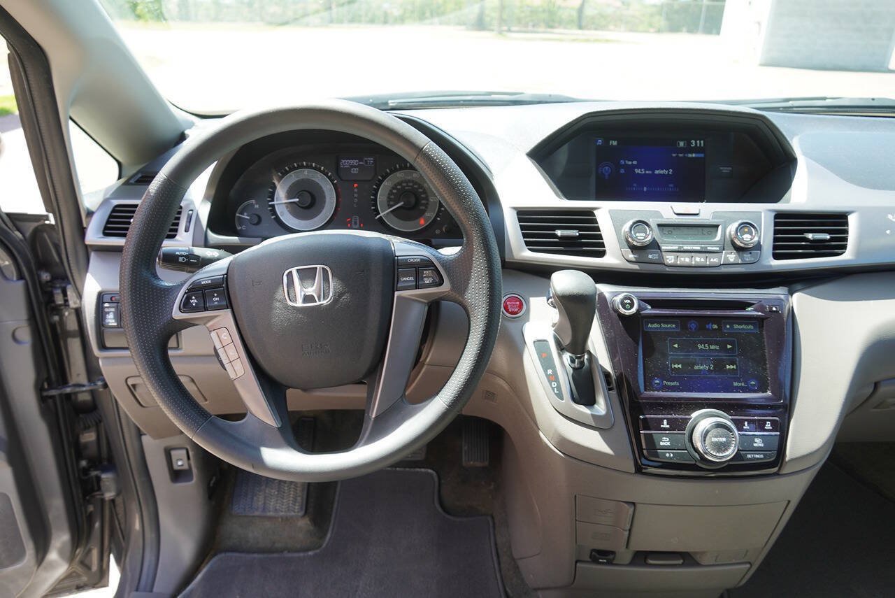 Used 2015 Honda Odyssey EX image 18