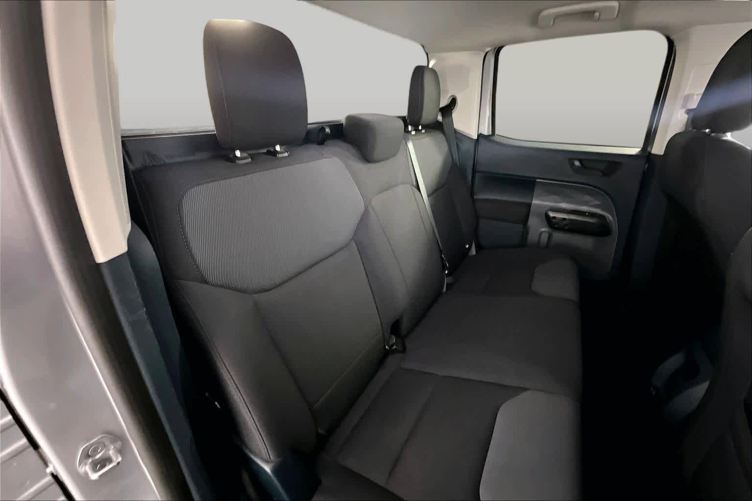 Used 2022 Ford Maverick XL FWD image 20