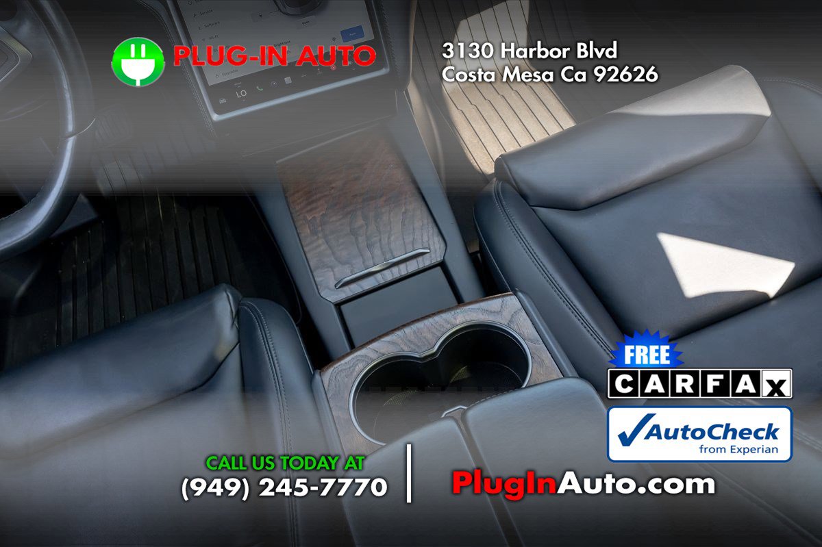 Used 2020 Tesla Model S Long Range Plus image 17