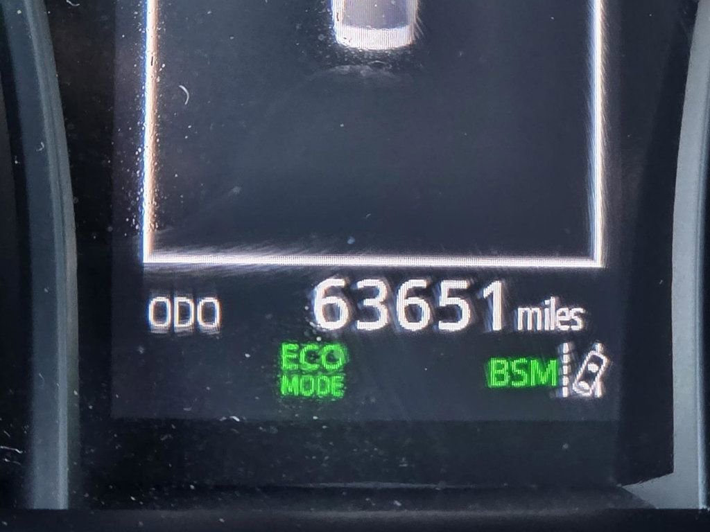 Used 2024 Toyota Camry SE w/ Convenience Package image 31