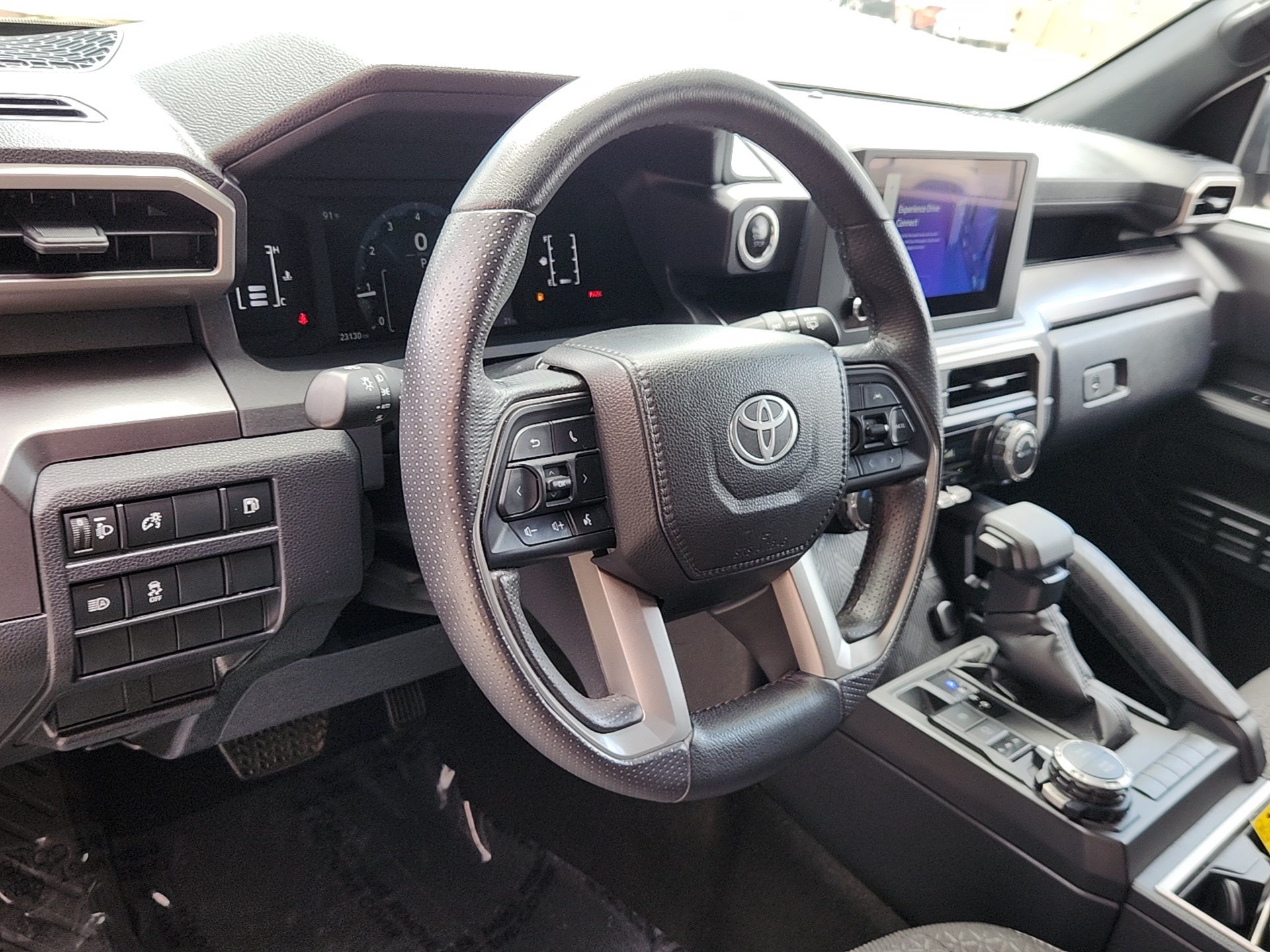 Certified 2025 Toyota 4Runner SR5 AWD/4WD image 11
