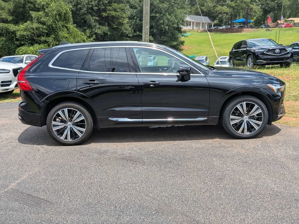 Used 2023 Volvo XC60 B5 Plus w/ Climate Package AWD/4WD image 7