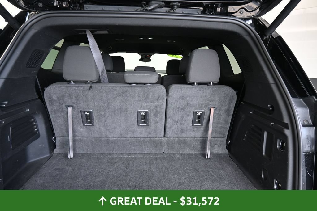 Used 2025 GMC Acadia Elevation FWD image 21