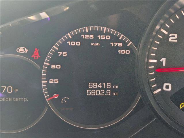 Used 2017 Porsche Panamera 4 image 10