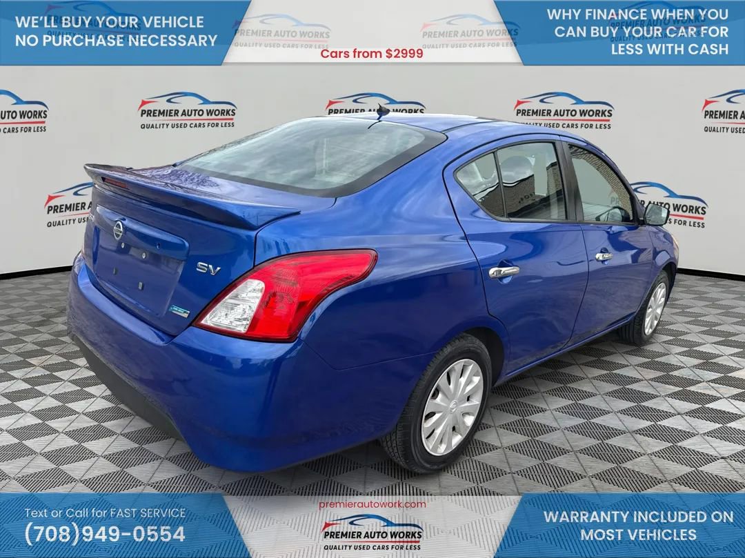 Used 2016 Nissan Versa SV image 4