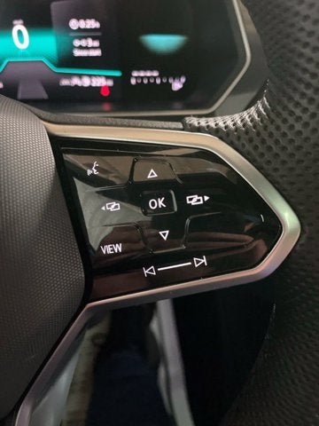 Certified 2024 Volkswagen Tiguan SE R-Line AWD/4WD image 17