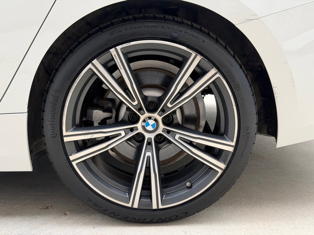 Used 2021 BMW 330i Sedan w/ Driving Assistance Package RWD image 21