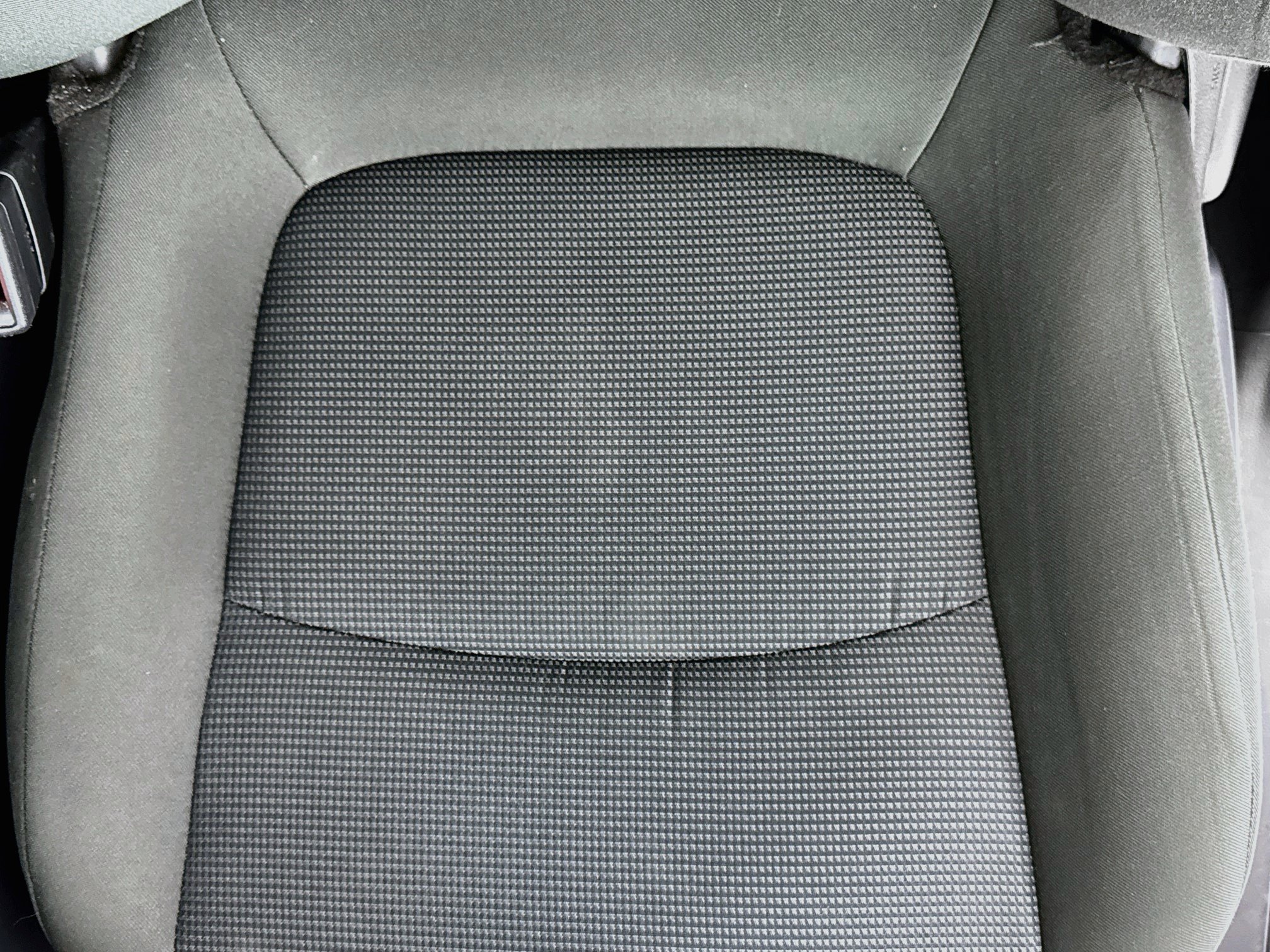 Certified 2025 Toyota RAV4 LE AWD/4WD image 18