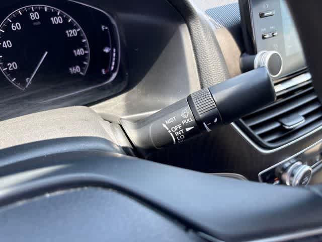 Used 2018 Honda Accord EX image 17