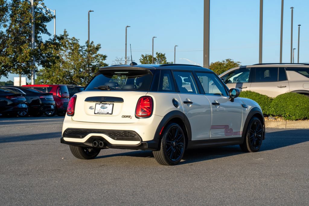 Used 2023 MINI Cooper S FWD image 7