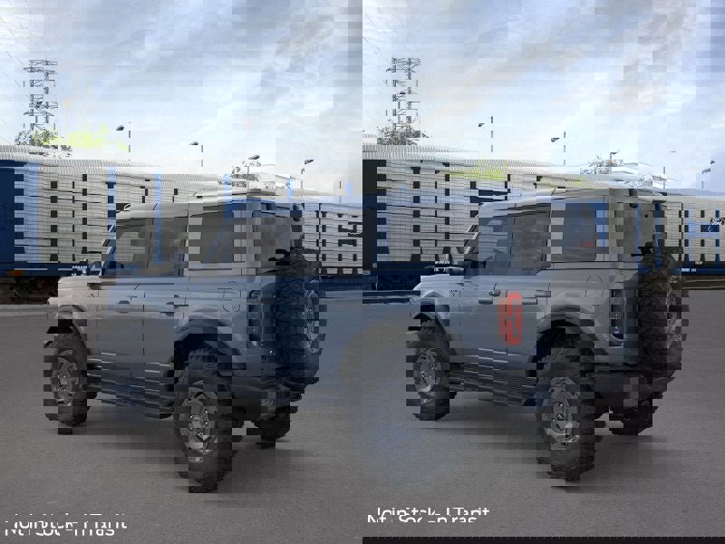 New 2025 Ford Bronco Outer Banks image 4