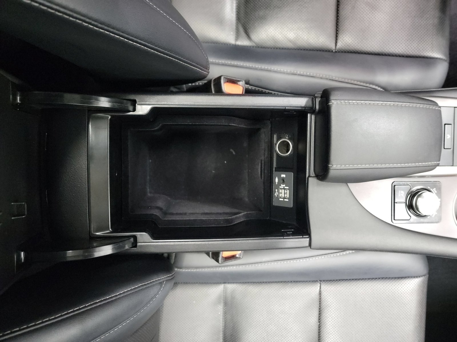 Used 2020 Lexus RX 450h AWD w/ Premium Package image 29