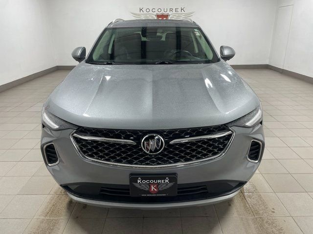 Used 2023 Buick Envision Avenir image 2