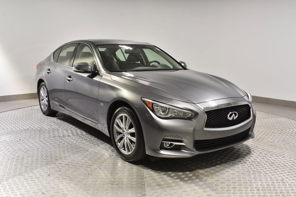 Used 2017 INFINITI Q50 2.0t w/ Moonroof Package image 7