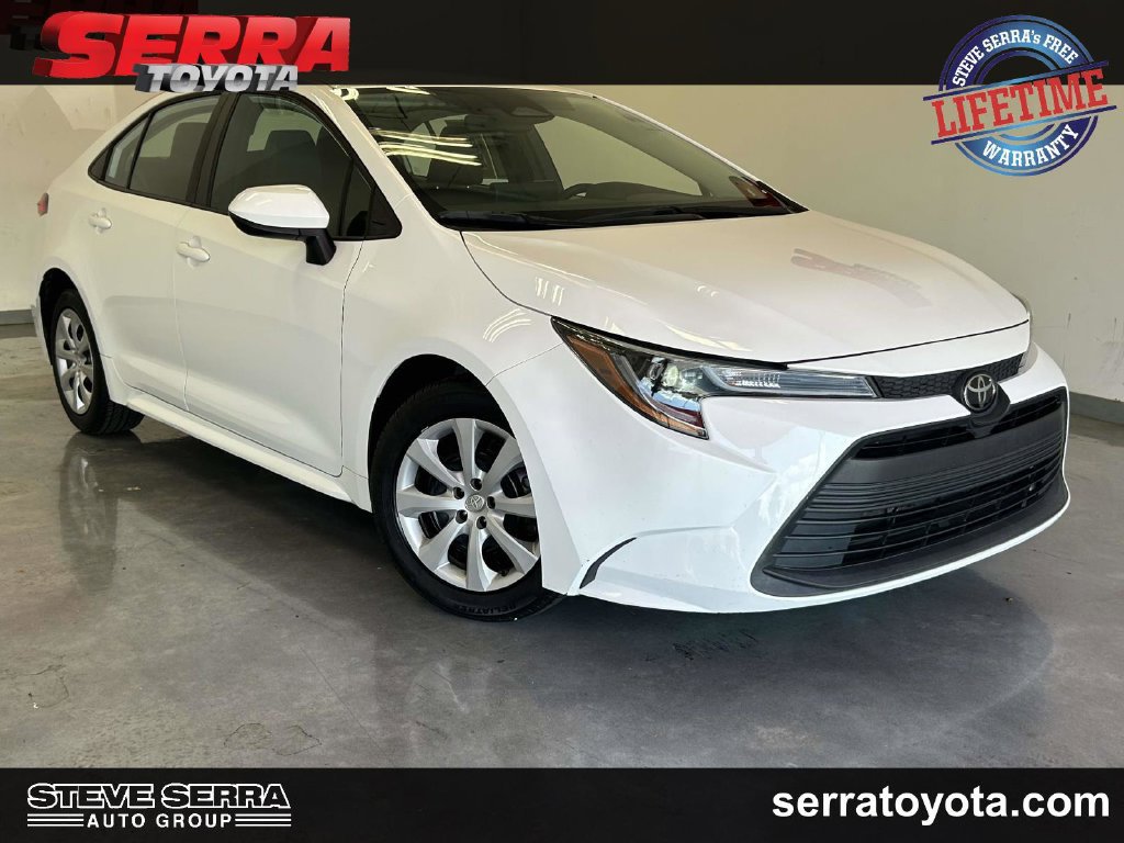 Used 2023 Toyota Corolla LE FWD image 1