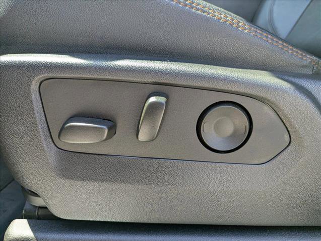 Used 2023 GMC Sierra 1500 AT4 AWD/4WD image 11