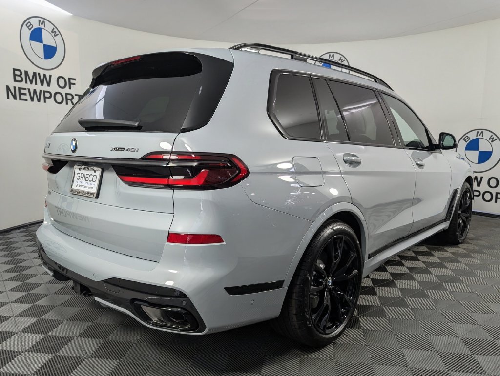 New 2027 BMW X7 xDrive40i w/ M Sport Package AWD/4WD image 6